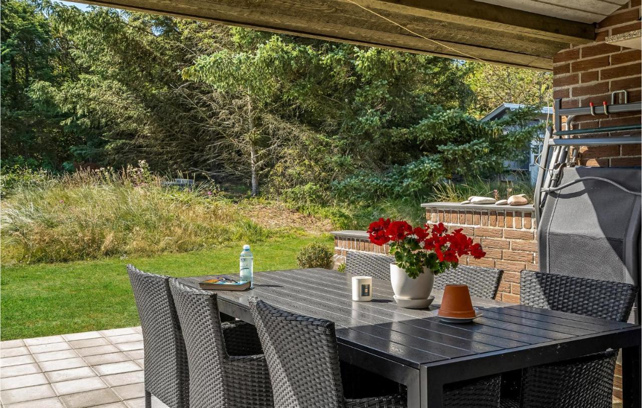 Cozy Home In Thisted With Wifi Klitmøller Exterior foto